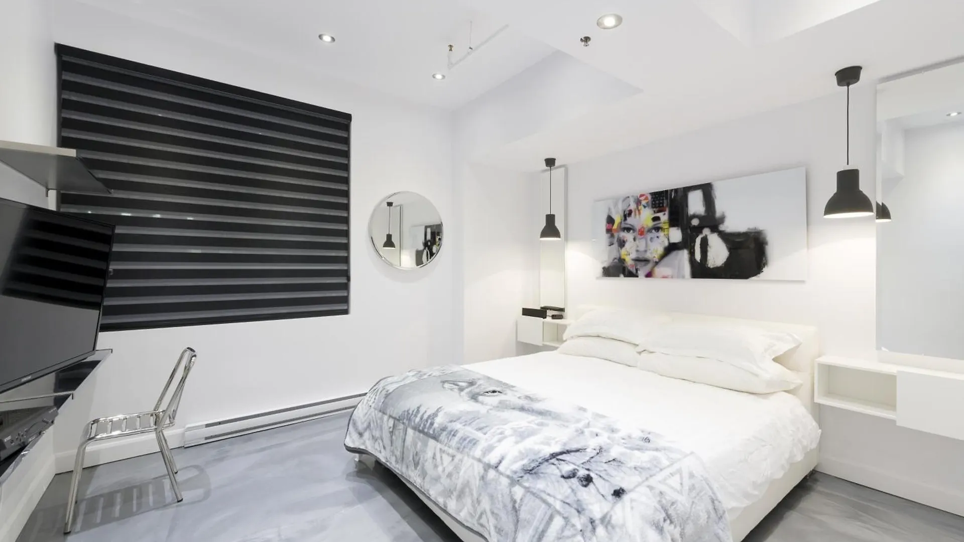 The Holland Hotel By Simplissimmo Montreal 0*,  Canada