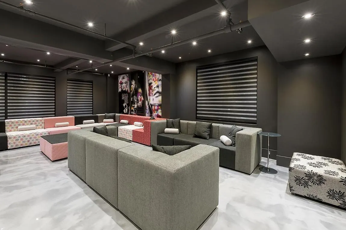The Holland Hotel By Simplissimmo Montreal 0*,  Canada