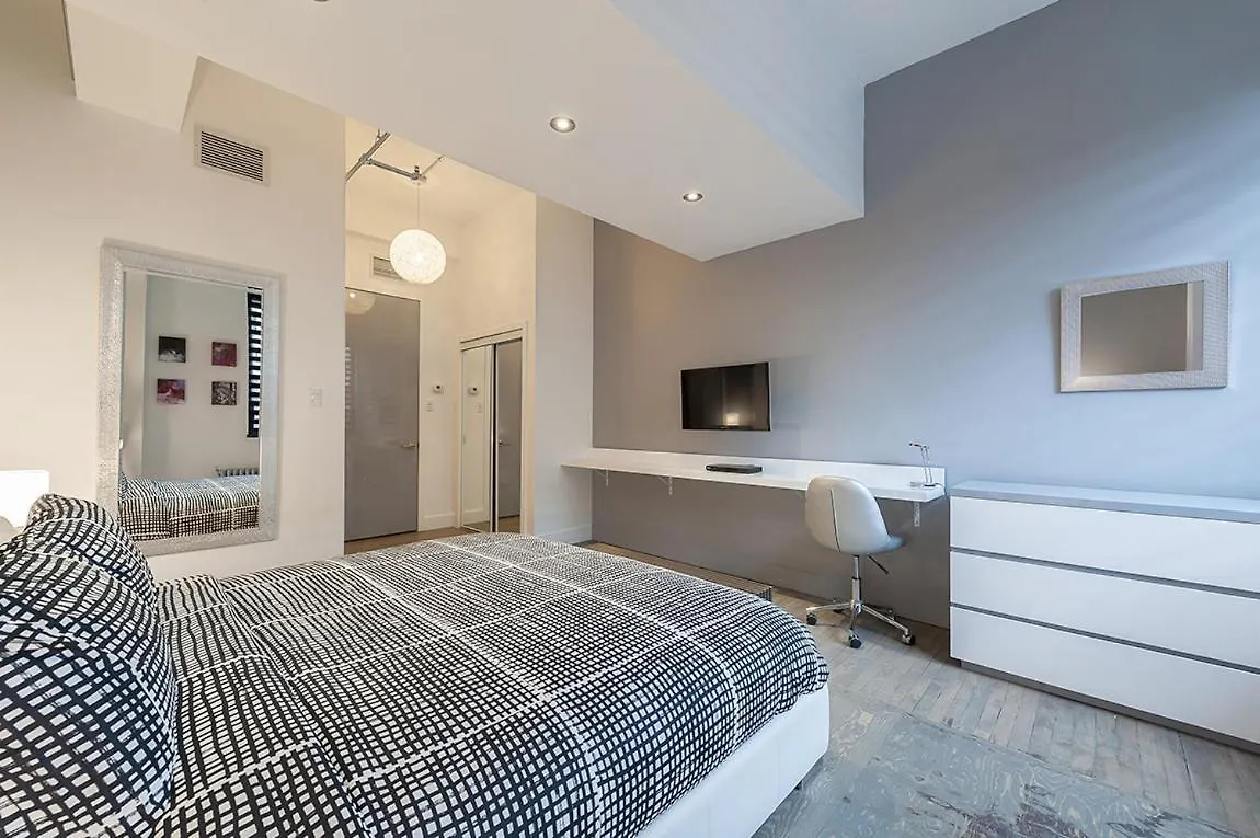 The Holland Hotel By Simplissimmo Montreal 0*,  Canada