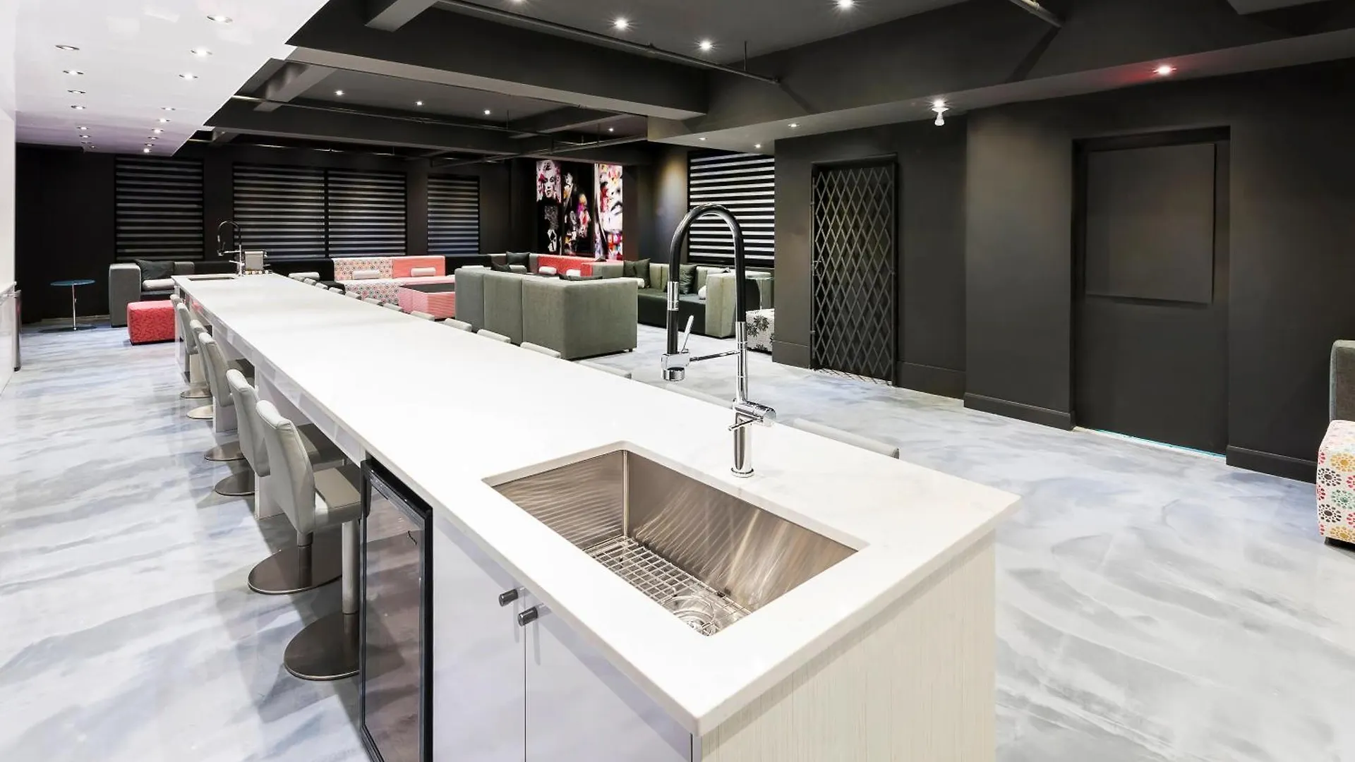 The Holland Hotel By Simplissimmo Montreal