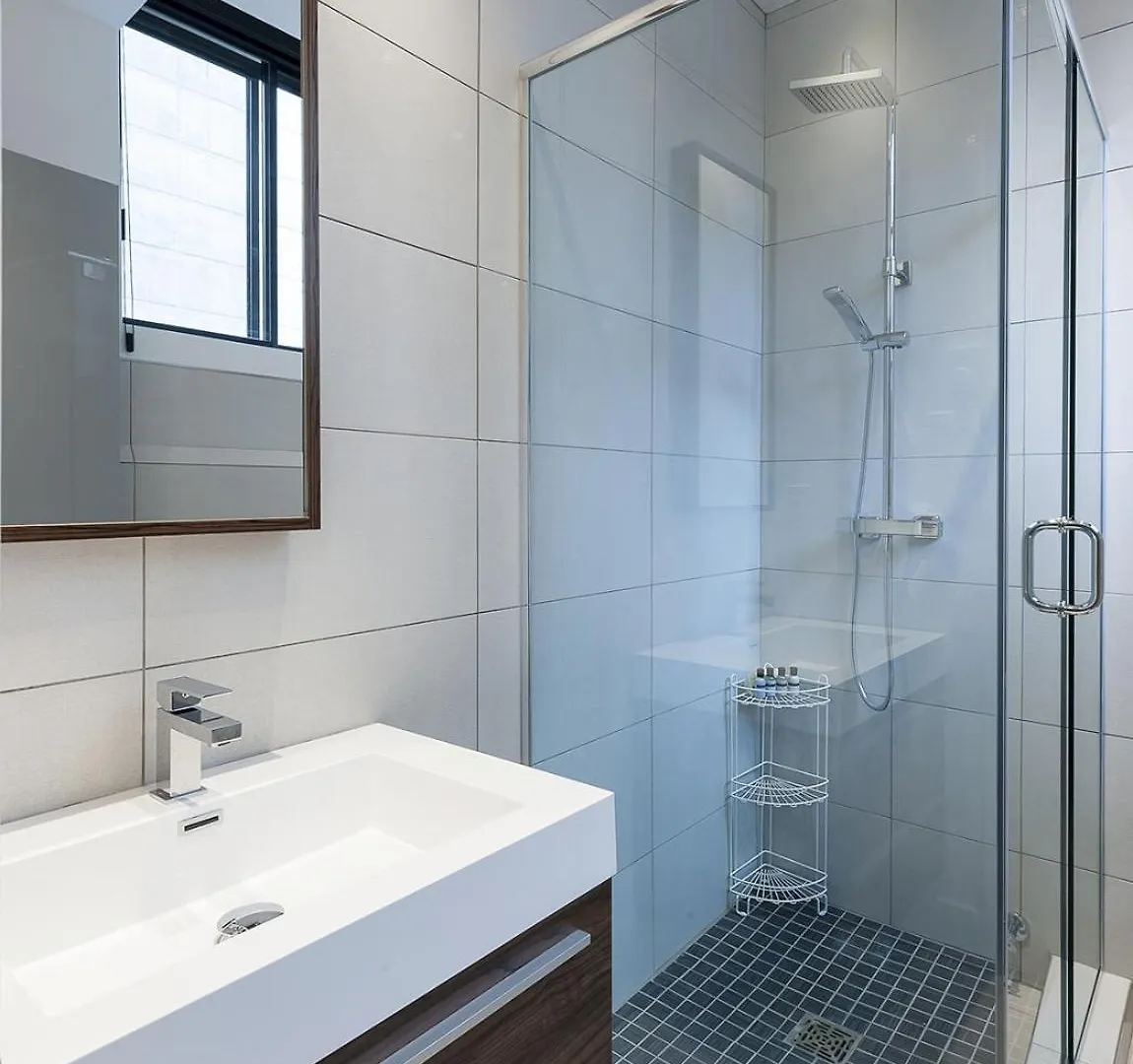 Apartment The Holland Hotel By Simplissimmo Montreal